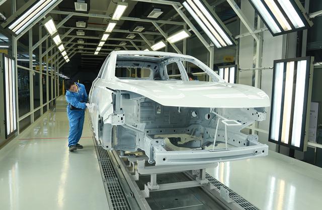溫州制造新篇章 威馬首臺新能源汽車僅用16個月下線